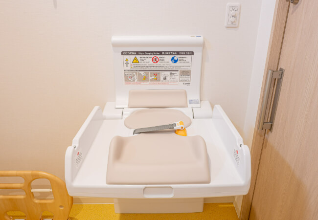 おむつ交換台